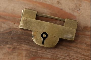 アンティーク雑貨　漆の素敵な金具付き収納箱(文箱・硯箱)