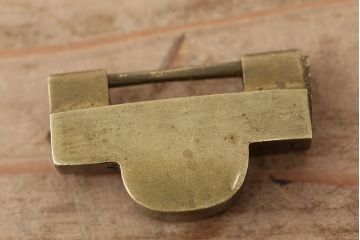 アンティーク雑貨　漆の素敵な金具付き収納箱(文箱・硯箱)
