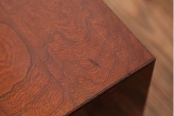 アンティーク雑貨　高級!漆の綺麗なケヤキ玉杢の小引き出し(針箱・裁縫箱)