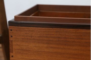 アンティーク雑貨　アンティーク　桐材と黒柿材の上質な角火鉢　2個セット?