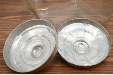 アンティーク雑貨　昭和レトロ　古い駄菓子屋のガラス瓶(ビン)2個セット