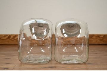 アンティーク雑貨　昭和レトロ　古い駄菓子屋のガラス瓶2個セット(猫ビン)?