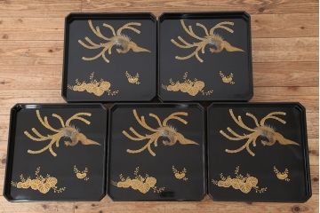 アンティーク雑貨　明治〜大正!鳳凰の図・蒔絵の見事な木製高脚お膳5客(漆器)