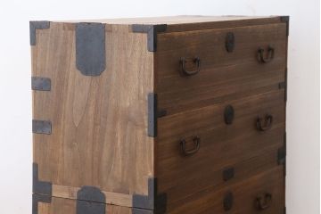 アンティーク家具　☆アンティーク　高級品!上質な作りの総桐二段重ね時代箪笥(桐箪笥、桐たんす)