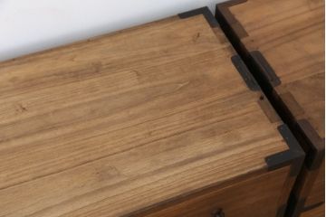 アンティーク家具　☆アンティーク　高級品!上質な作りの総桐二段重ね時代箪笥(桐箪笥、桐たんす)