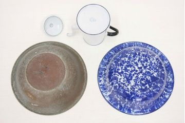 アンティーク雑貨　古いホーローケトル・洗面器など　3点セット