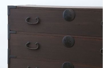 アンティーク家具　☆アンティーク　高級品!総桐材の上質な二段重ね時代箪笥(桐箪笥、桐たんす)