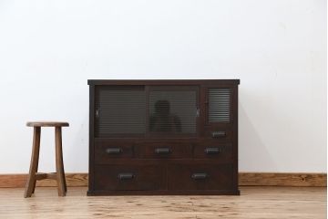 アンティーク家具　アンティーク　古い木のモールガラス収納棚