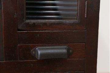 アンティーク家具　アンティーク　古い木のモールガラス収納棚