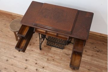 アンティーク家具　アンティーク　Singer  足踏みシンガーミシン