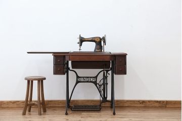 アンティーク家具　アンティーク　Singer  足踏みシンガーミシン