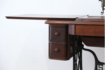 アンティーク家具　アンティーク　Singer  足踏みシンガーミシン