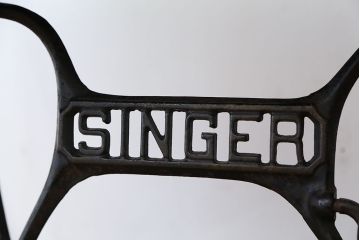 アンティーク家具　アンティーク　Singer  足踏みシンガーミシン