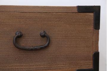 アンティーク家具　☆古民具・骨董　美しい銅総桐材二段重ね時代箪笥?(桐箪笥、桐たんす)