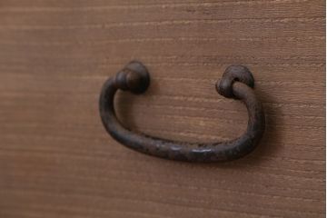 アンティーク家具　☆古民具・骨董　美しい銅総桐材二段重ね時代箪笥?(桐箪笥、桐たんす)