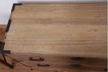 アンティーク家具　☆古民具・骨董　美しい銅総桐材二段重ね時代箪笥?(桐箪笥、桐たんす)