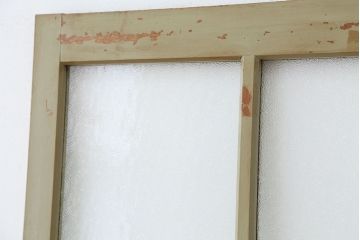 アンティーク　ペンキの剥げたダイヤガラスドア　1枚(扉)