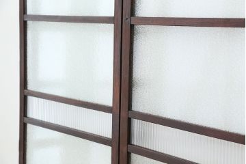 アンティーク　シンプルなダイヤガラス引き戸4枚セット