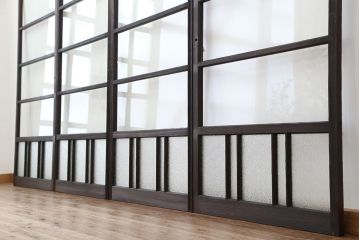 アンティーク　古い木のシンプルなガラス戸　4枚セット(引き戸、建具)