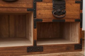アンティーク家具　古民具・骨董　特別注文造り　総桐!金具の立派な二段重ね帳場箪笥(桐箪笥、桐たんす)