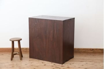 アンティーク家具　古民具・骨董　重厚!分厚い金具の全面ケヤキ特注仙台箪笥(直し有)