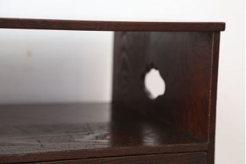 アンティーク家具　アンティーク　高級品!上質な作りの小引き出し(飾り棚、小箪笥)