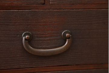 アンティーク家具　アンティーク　高級品!上質な作りの小引き出し(飾り棚、小箪笥)