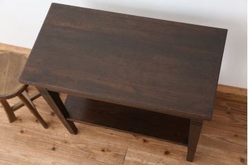 アンティーク家具　アンティーク　総楢材!古い洋館の上質なサイドテーブル