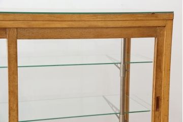 レトロ家具　アンティーク　古い駄菓子屋のレトロなガラスケース(ショーケース)