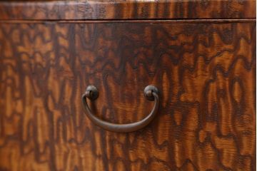レトロ家具　アンティーク　レトロなデザインの小振りな鏡台