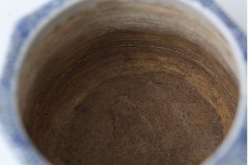 アンティーク雑貨　古民具・骨董　古い唐木・花梨葡萄杢　煙草盆(伊万里火入、カリン材)