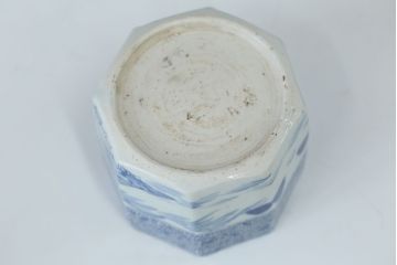 アンティーク雑貨　古民具・骨董　古い唐木・花梨葡萄杢　煙草盆(伊万里火入、カリン材)