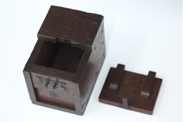 アンティーク雑貨　アンティーク　古い栗材の小さな銭箱(銭函)