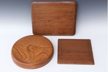 アンティーク雑貨　古民具・骨董　古い木製彫刻お盆　3枚(菓子器)