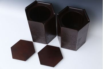 アンティーク雑貨　伝統工芸・日光彫ごみ箱　2点セット(木製)