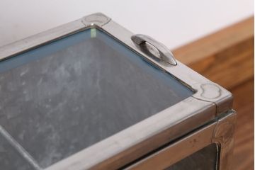 レトロ家具　昭和レトロ　古い商店のブリキガラスケース