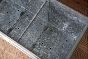 レトロ家具　昭和レトロ　古い商店のブリキガラスケース