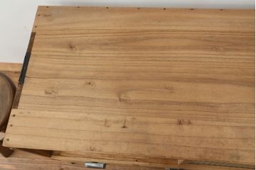 アンティーク家具　アンティーク 素敵なデザイン!古い木味のチェッカーガラスローボード