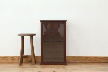 レトロ家具　昭和レトロ 素敵な雰囲気!古い木の小さなガラスケース(ショーケース)
