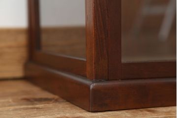 レトロ家具　昭和レトロ 素敵な雰囲気!古い木の小さなガラスケース(ショーケース)