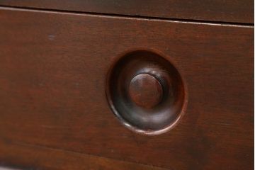 アンティーク家具　素敵なデザイン!古い木のシックなアンティーク本箱(収納棚)