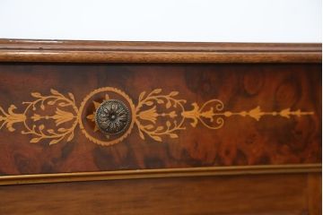 中古　イギリス製　美しいキャビネット