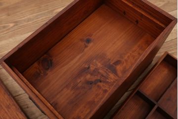 アンティーク家具　アンティーク　古い木の道具入れ(小引き出し)