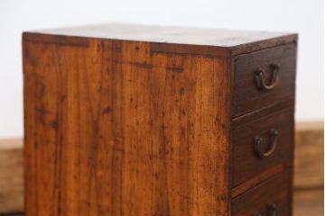 アンティーク家具　アンティーク　古い木の小さな小引き出し