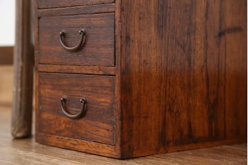 アンティーク家具　アンティーク　古い木の小さな小引き出し