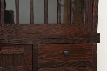 アンティーク雑貨　中古　高級栗材!浮造り(うづくり)仕上げ　民芸茶箪笥(食器棚、水屋箪笥)
