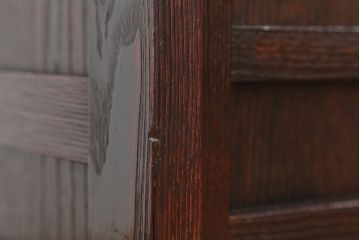 アンティーク雑貨　中古　高級栗材!浮造り(うづくり)仕上げ　民芸茶箪笥(食器棚、水屋箪笥)