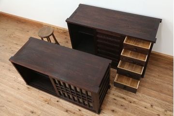 アンティーク雑貨　中古　高級栗材!浮造り(うづくり)仕上げ　民芸茶箪笥(食器棚、水屋箪笥)