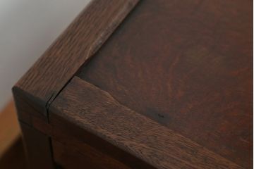 アンティーク雑貨　アンティーク　珍品!古いナラ材の重厚な収納箱