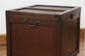 アンティーク雑貨　アンティーク　珍品!古いナラ材の重厚な収納箱